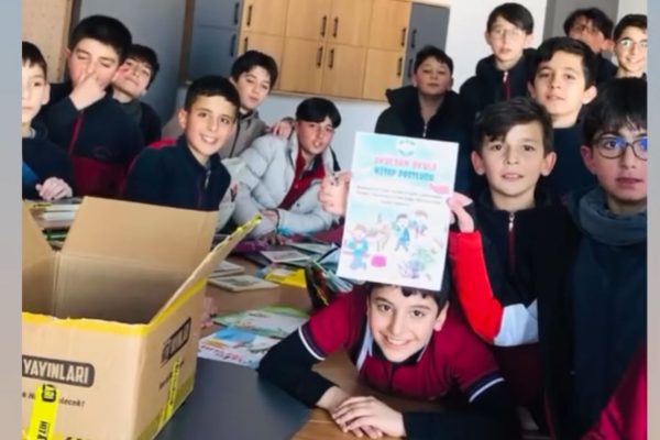 Kitap Dostluğu - Bağış ve Hediyeleşme